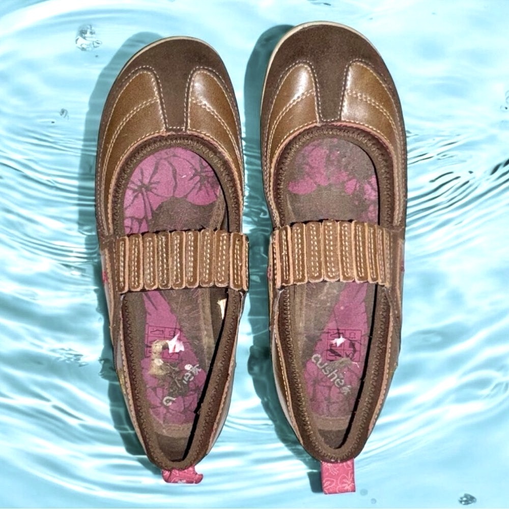 Boho CUSHE Mia Reme Shoes Brown Leather Mary Jane with Pink Flowers Size 9
